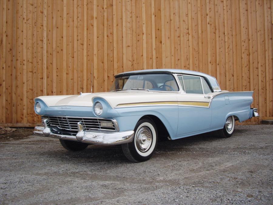  Ford Fairlane 500 Skyliner Retractable Hardtop 1957 года  (фото 10 из 41)
